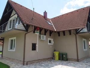 22178253-Ferienwohnung-4-Balatonlelle-300x225-1