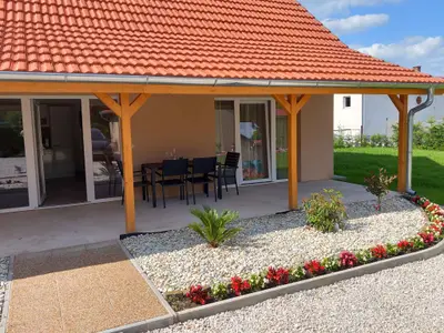 Ferienwohnung für 4 Personen (55 m²) in Balatonlelle 1/10