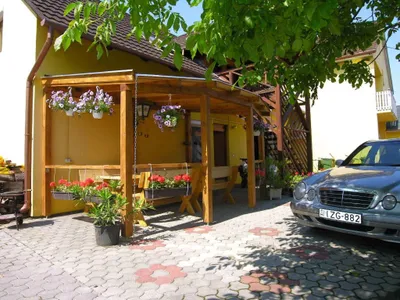 Ferienwohnung für 4 Personen (40 m²) in Balatonlelle 1/10