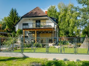 Ferienwohnung für 7 Personen (75 m²) in Balatonszárszó