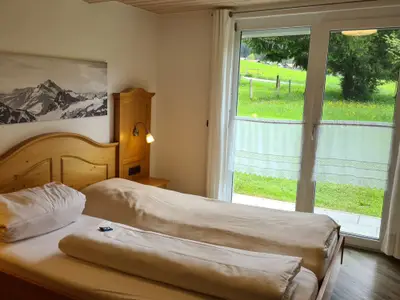 Schlafzimmer mit Tarrassenzugang