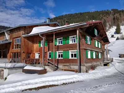 gemütliches Bauernhaus in ruhiger, sonniger Lage
