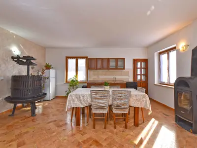 Ferienwohnung für 3 Personen (80 m²) in Bale 3/10