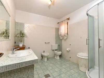 Ferienwohnung für 3 Personen (80 m²) in Bale 9/10