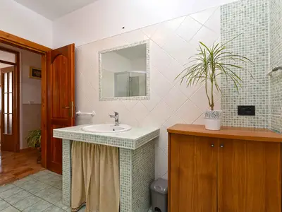 Ferienwohnung für 3 Personen (80 m²) in Bale 10/10
