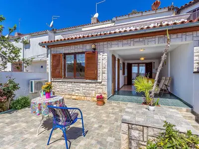 Ferienwohnung für 4 Personen (42 m²) in Barbariga 1/10