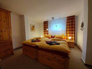 23708811-Ferienwohnung-4-Balm-300x225-5