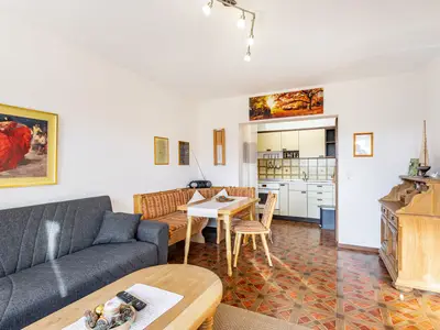 Photo, INSIDE, OUTSIDE