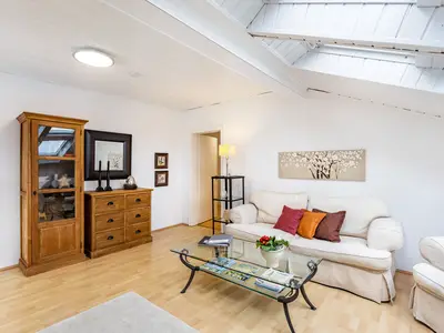 Photo, INSIDE, OUTSIDE