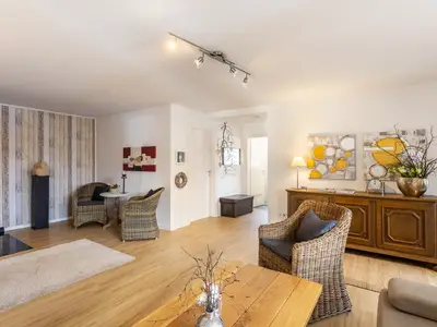 Photo, INSIDE, OUTSIDE