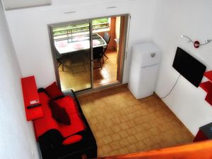 23043519-Ferienwohnung-4-Bandol-300x225-3