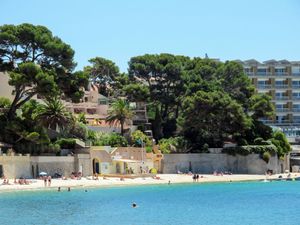 23842689-Ferienwohnung-4-Bandol-300x225-3