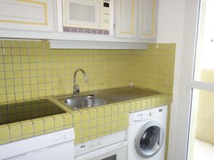 23844461-Ferienwohnung-6-Bandol-300x225-1