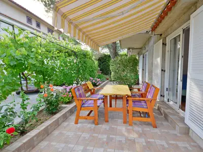 Ferienwohnung für 4 Personen (45 m²) in Banjol 2/10
