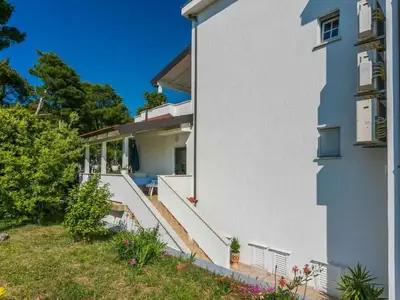 Ferienwohnung für 2 Personen (45 m²) in Banjol 3/10