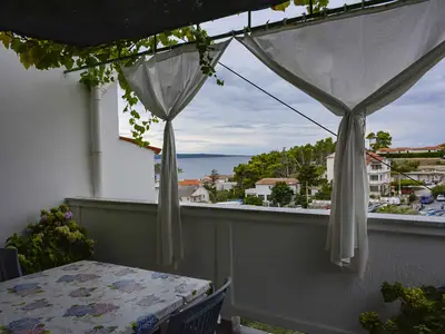 Ferienwohnung für 7 Personen (100 m²) in Banjol 1/10