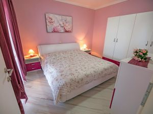 23920229-Ferienwohnung-6-Banjol-300x225-4