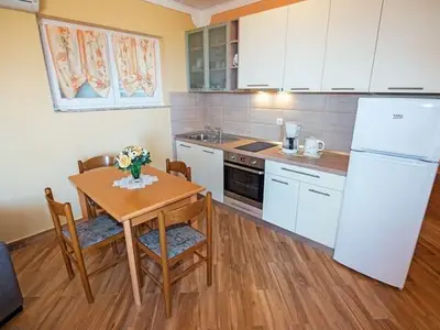 Ferienwohnung für 7 Personen in Banjol 8/10