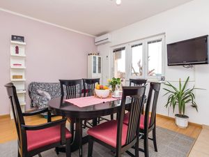 23732800-Ferienwohnung-5-Banjol-300x225-3