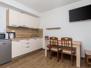 23749142-Ferienwohnung-5-Banjol-300x225-3