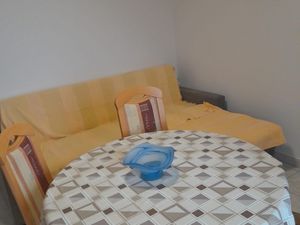 23917045-Ferienwohnung-2-Banjol-300x225-2