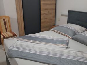 23917045-Ferienwohnung-2-Banjol-300x225-4