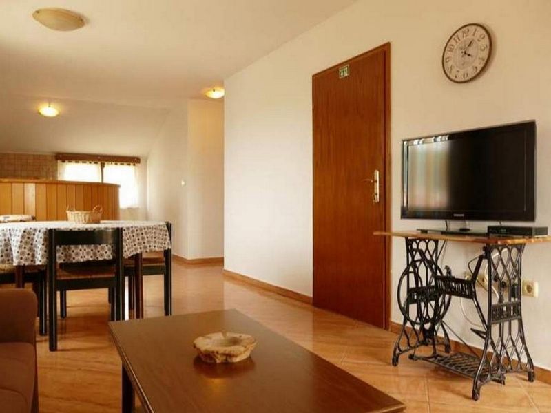 23951711-Ferienwohnung-6-Banjol-800x600-2