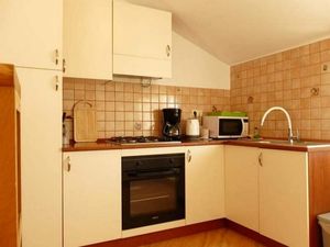 23951711-Ferienwohnung-6-Banjol-300x225-5