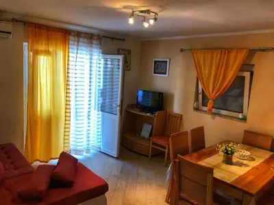 Ferienwohnung für 6 Personen (65 m²) in Banjol 2/10