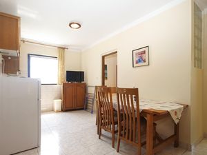 22629105-Ferienwohnung-4-Banjole-300x225-5