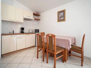 22461721-Ferienwohnung-4-Banjole-300x225-4