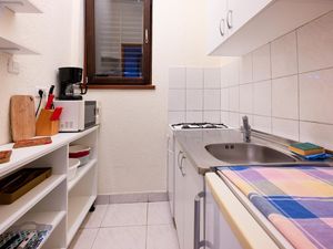 24000867-Ferienwohnung-4-Banjole-300x225-5