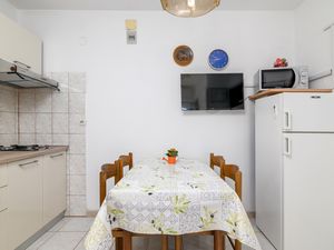 18923201-Ferienwohnung-4-Banjole-300x225-2