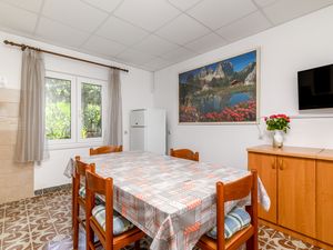 18923732-Ferienwohnung-7-Banjole-300x225-1