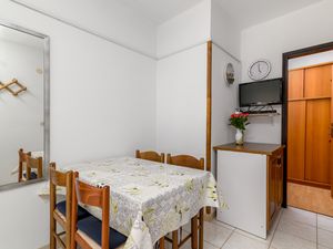 18924248-Ferienwohnung-5-Banjole-300x225-2