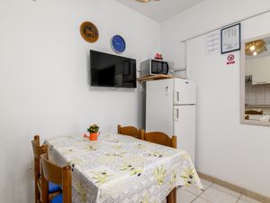 23926645-Ferienwohnung-4-Banjole-300x225-1