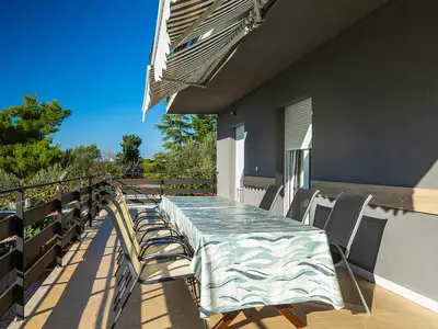 Ferienwohnung für 8 Personen (105 m²) in Banjole 9/10