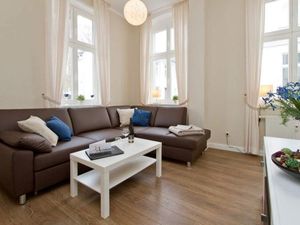 23330013-Ferienwohnung-2-Bansin (Seebad)-300x225-0