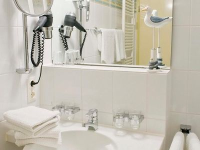 Badezimmer mit Dusche