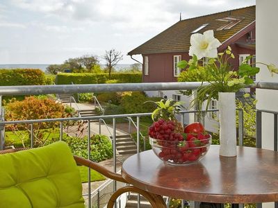 Balkon mit Gartenmöbeln