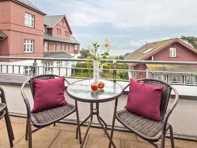 Balkon mit Gartenmöbeln