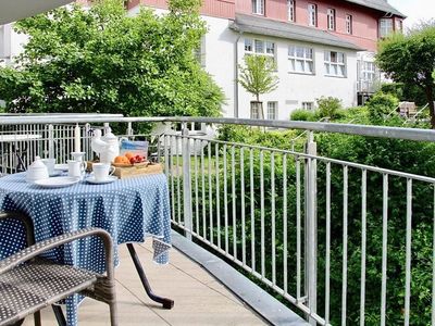 Balkon mit Gartenmöbeln