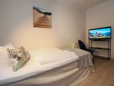 Schlafzimmer mit TV