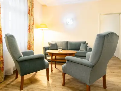 Wohn-Essbereich mit Sitzgelegenheiten