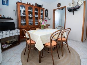 18324097-Ferienwohnung-4-Barbat Na Rabu-300x225-5