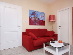 22146619-Ferienwohnung-2-Barbat Na Rabu-300x225-1