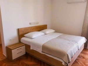 23917110-Ferienwohnung-2-Barbat Na Rabu-300x225-3