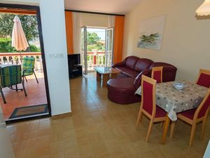 23917126-Ferienwohnung-4-Barbat Na Rabu-300x225-4