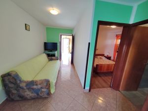 23922171-Ferienwohnung-6-Barbat Na Rabu-300x225-1