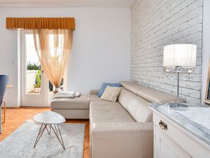 24018536-Ferienwohnung-4-Barbat Na Rabu-300x225-3